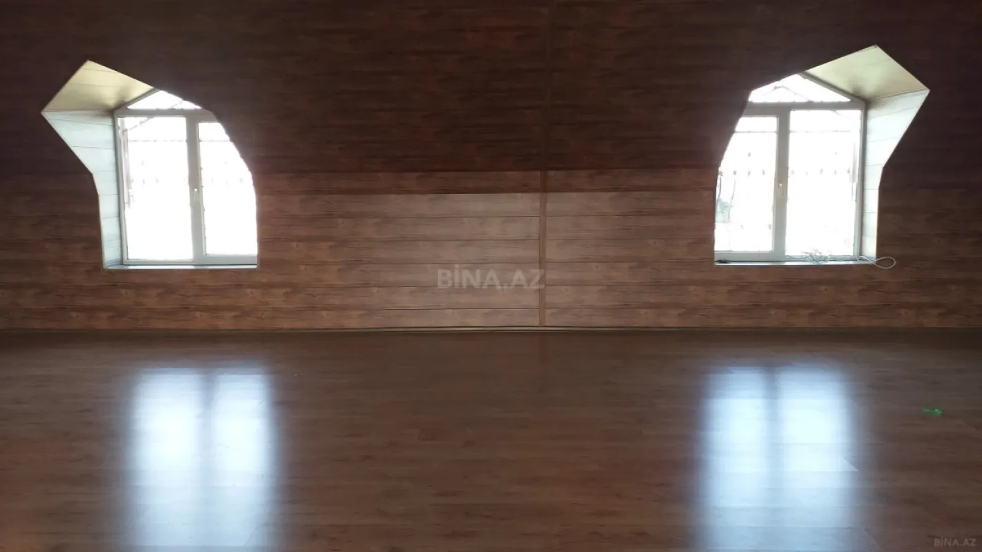 Satılır obyekt 335 m²