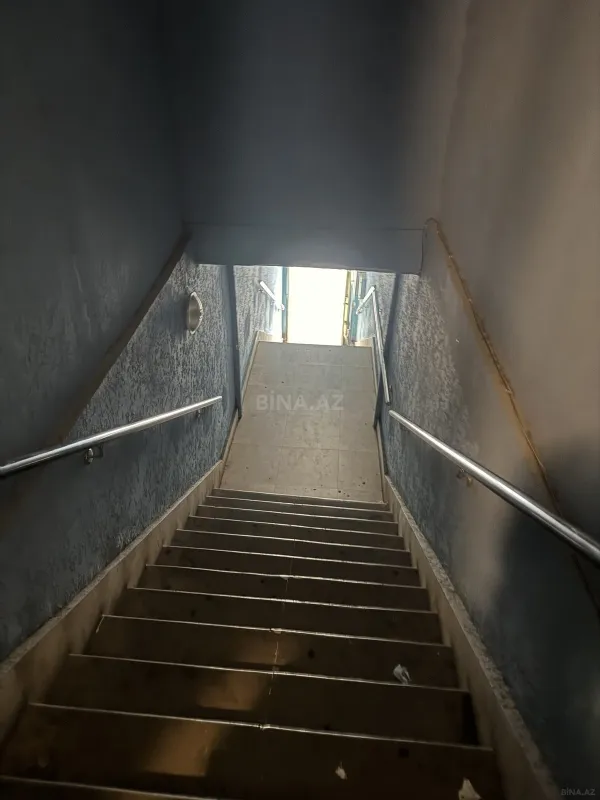 Satılır 2 otaqlı mənzil 92 m²