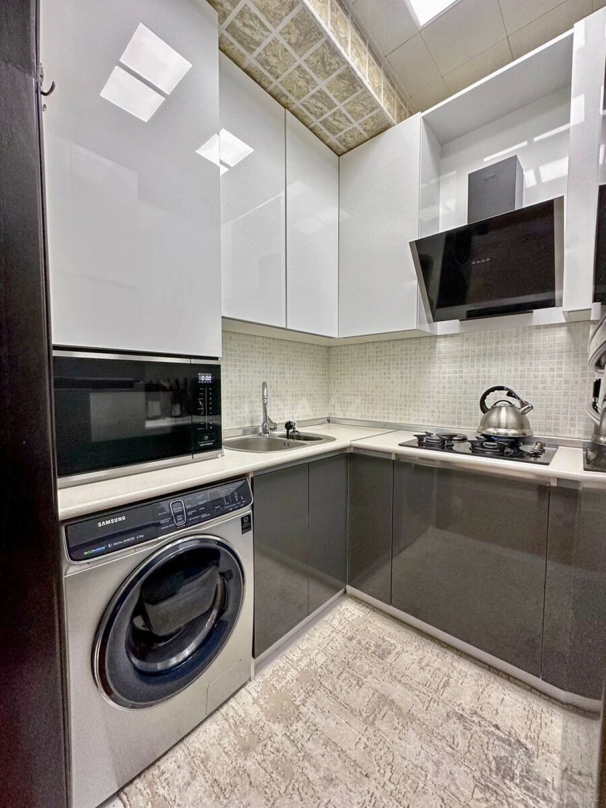 Satılır 2 otaqlı mənzil 50 m²