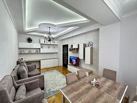 Satılır 2 otaqlı mənzil 50 m² — Bakı, Memar Əcəmi yanı 2 otaq 50.00 m²