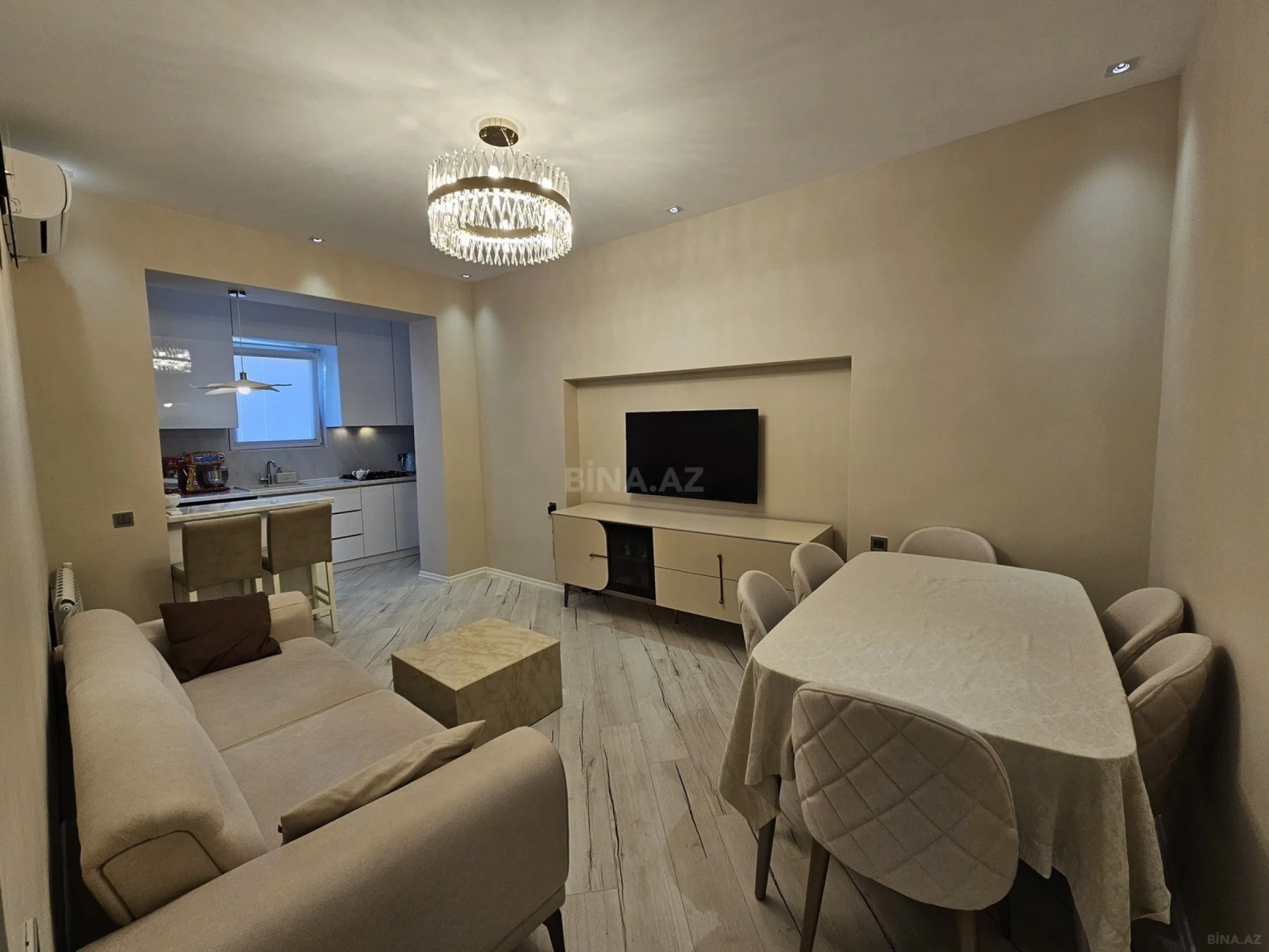 Satılır 3 otaqlı mənzil 82 m²