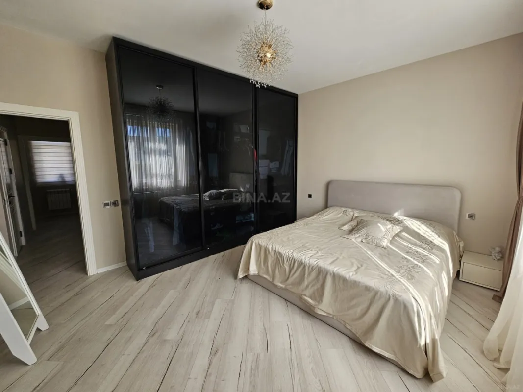 Satılır 3 otaqlı mənzil 82 m²