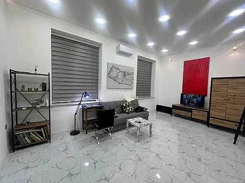 Kirayə verilir 1 otaqlı ofis 40 m²