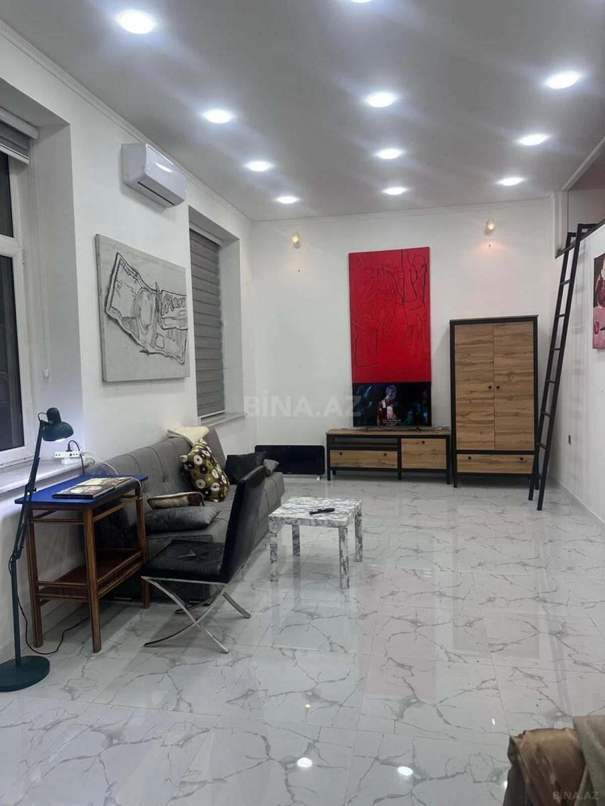 Kirayə verilir 1 otaqlı ofis 40 m²