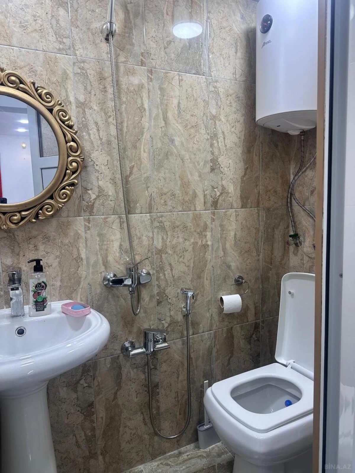 Kirayə verilir 1 otaqlı ofis 40 m²