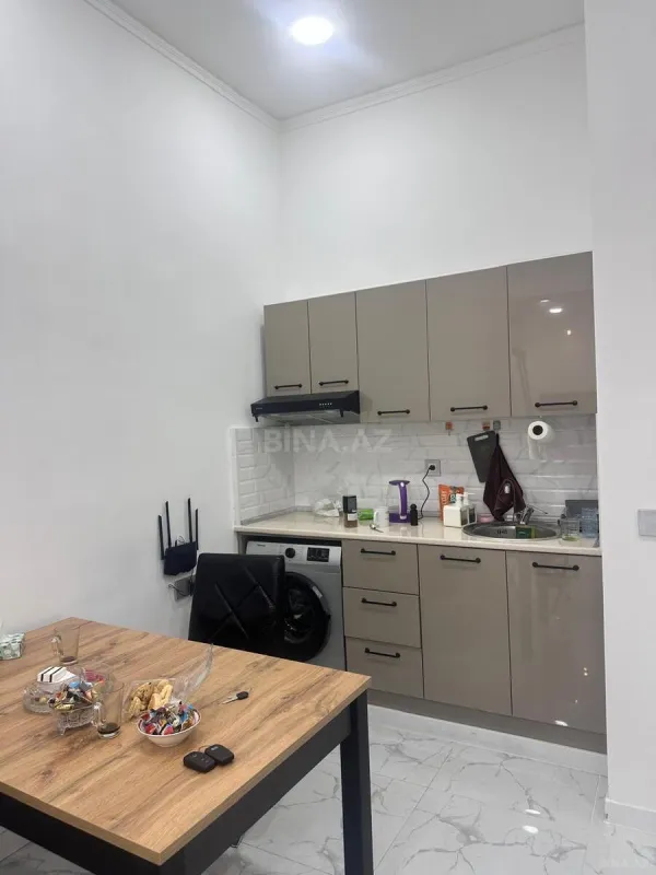 Kirayə verilir 1 otaqlı ofis 40 m²