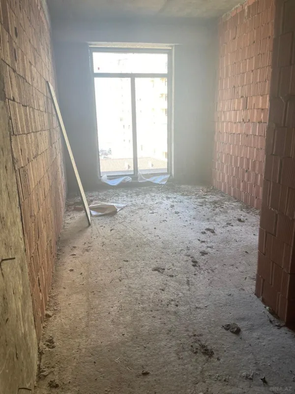 Satılır 1 otaqlı mənzil 65.5 m²