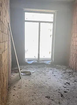 Satılır 1 otaqlı mənzil 65.5 m²