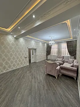 Satılır 7 otaqlı həyət evi 450 m²