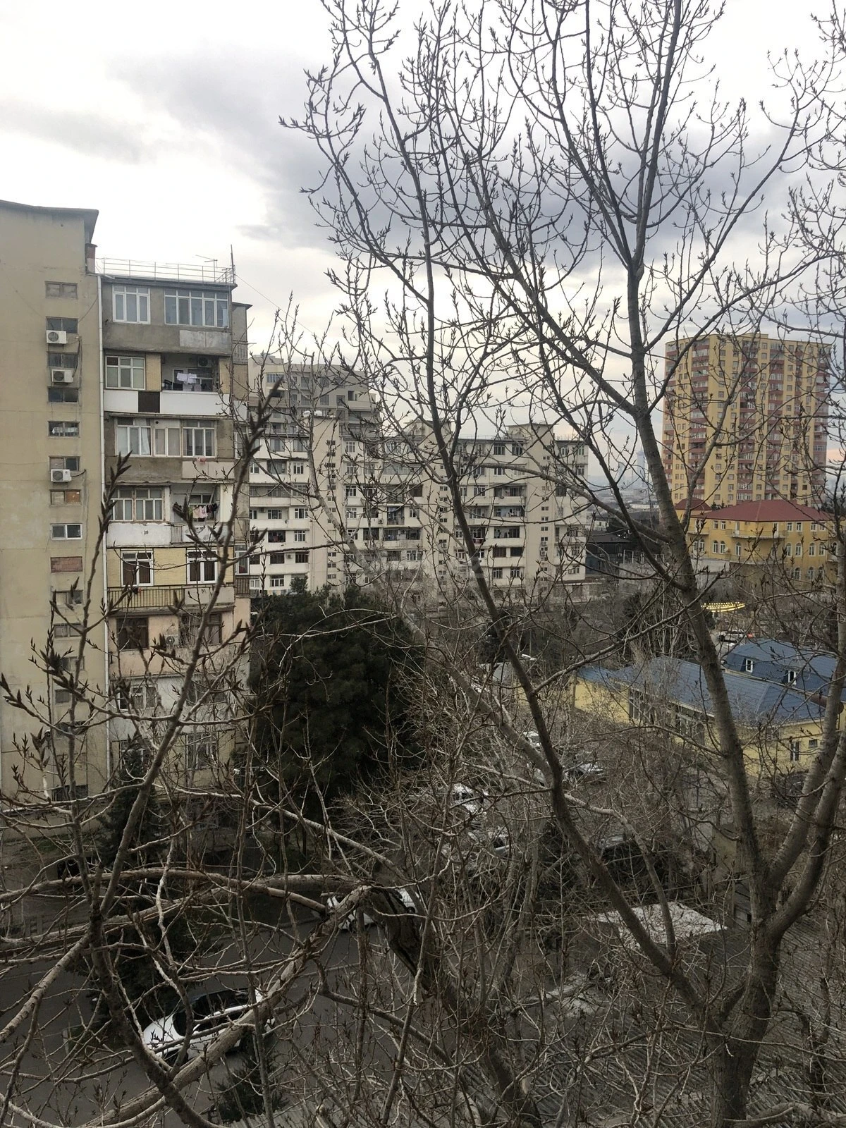 Kirayə verilir 2 otaqlı mənzil 65 m²