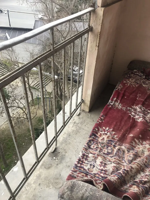 Kirayə verilir 2 otaqlı mənzil 65 m²
