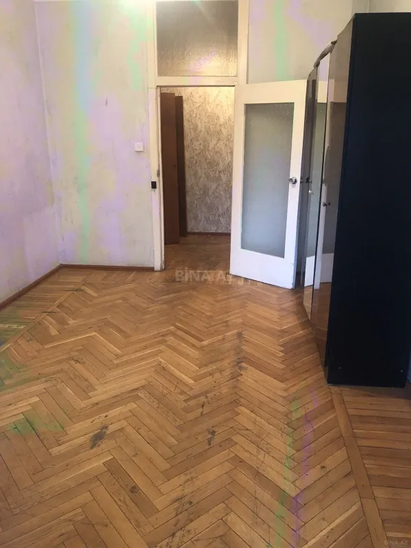 Kirayə verilir 2 otaqlı mənzil 65 m²