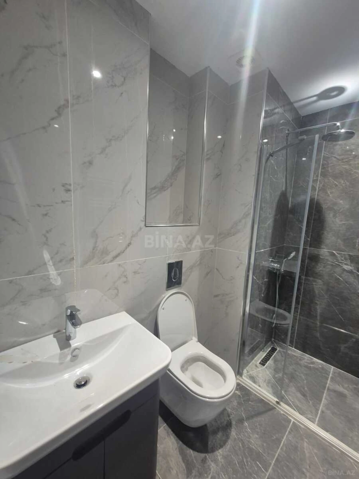 Satılır 3 otaqlı mənzil 83.3 m²