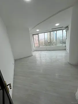 Kirayə verilir 2 otaqlı ofis 45 m²