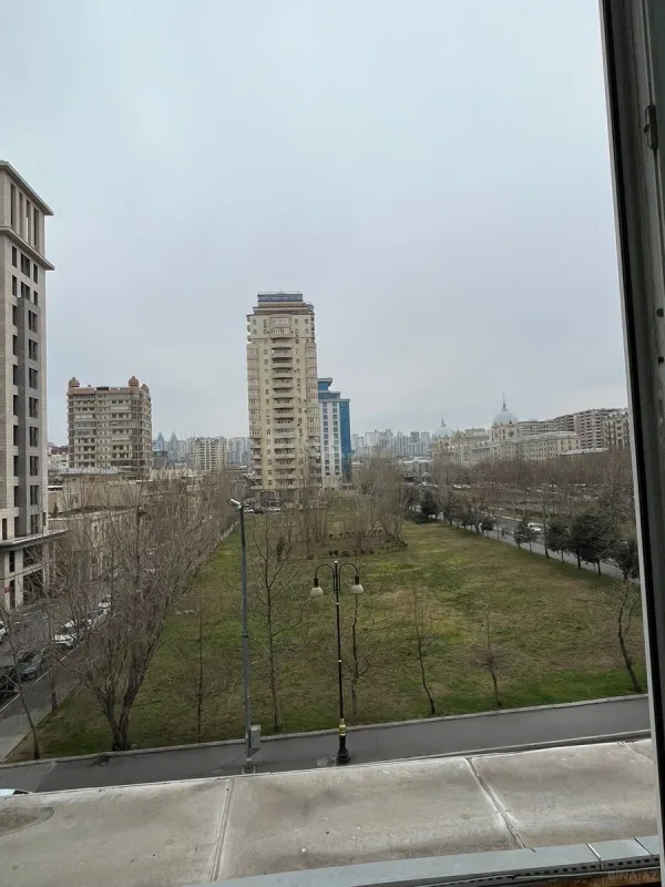 Kirayə verilir 2 otaqlı ofis 45 m²