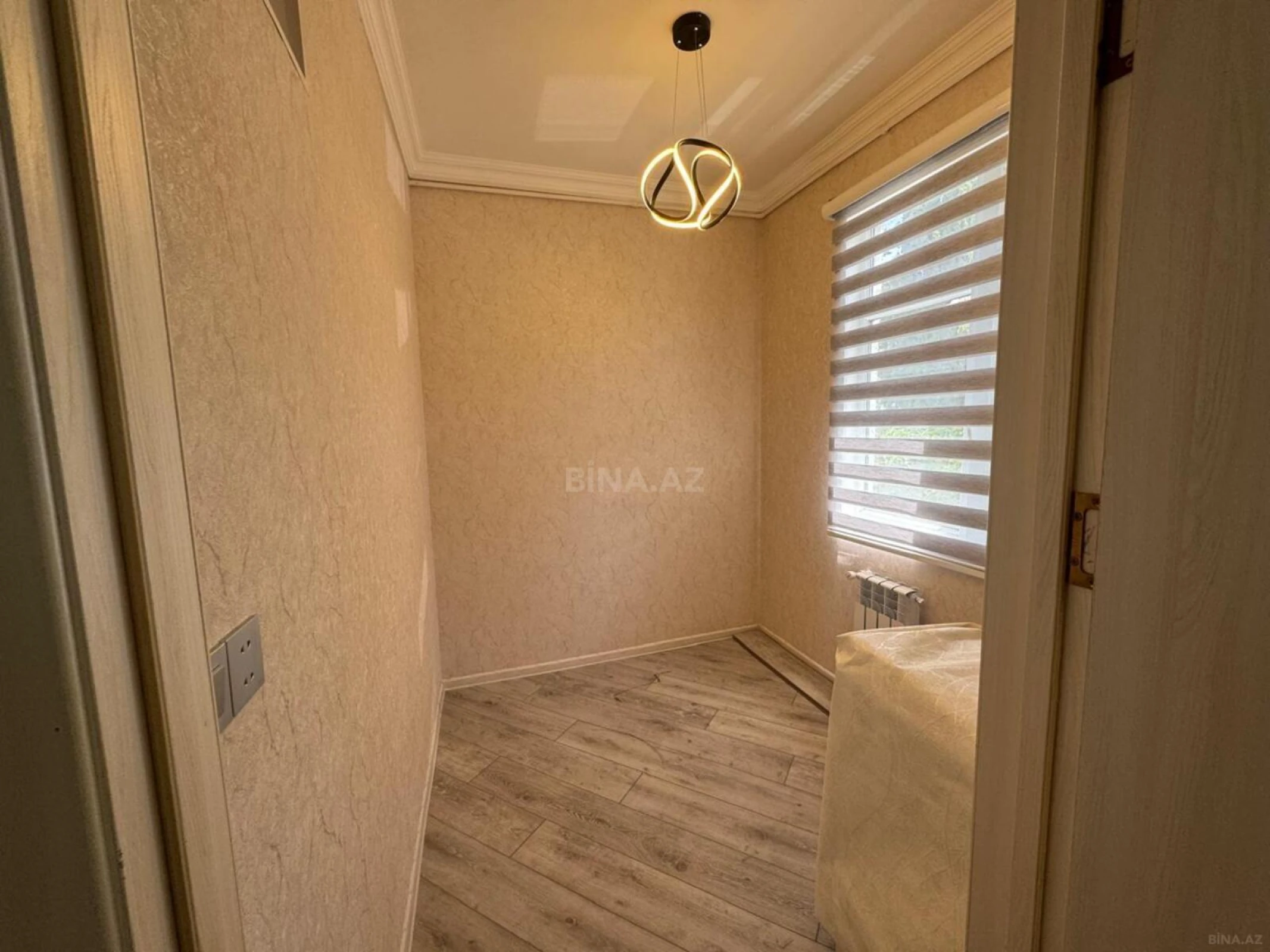 Satılır 2 otaqlı mənzil 45 m²