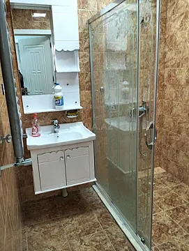 Satılır 2 otaqlı mənzil 96 m²