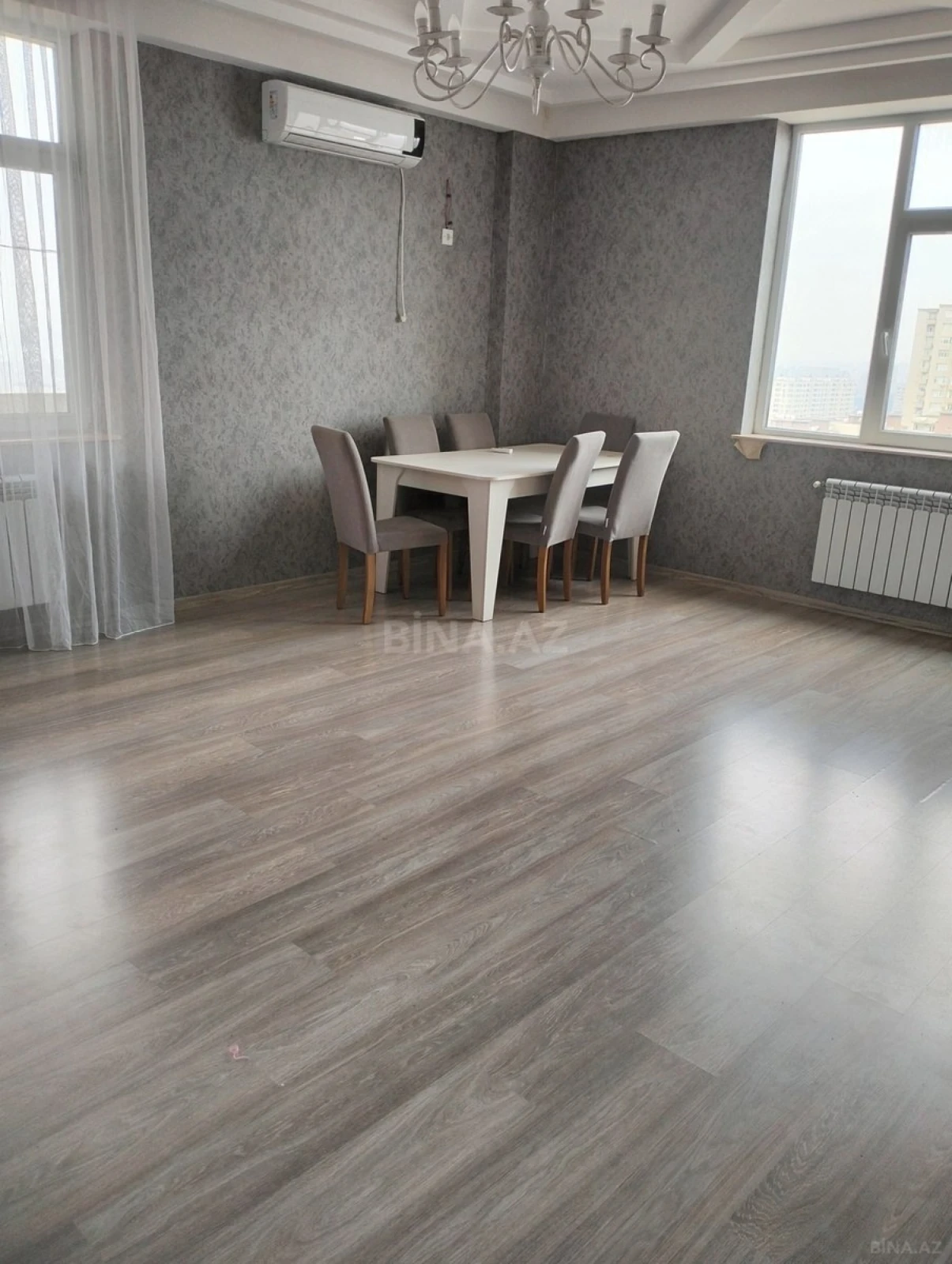 Satılır 2 otaqlı mənzil 96 m²