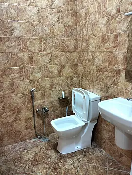 Satılır 2 otaqlı mənzil 96 m²