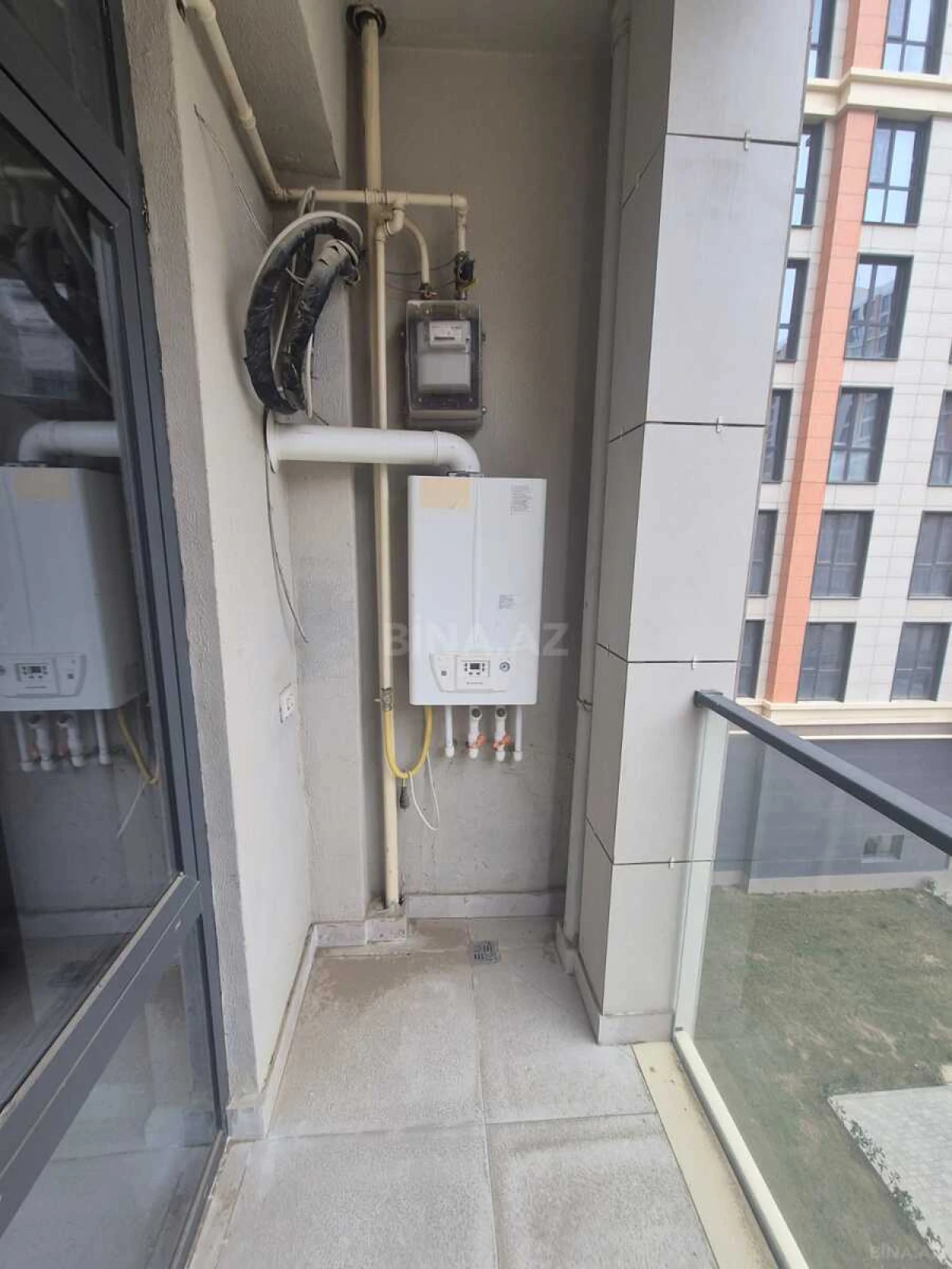Satılır 3 otaqlı mənzil 83.3 m²