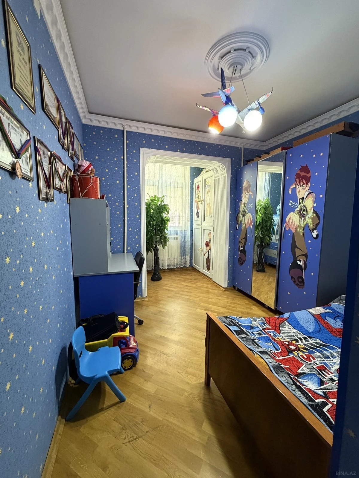 Satılır 4 otaqlı mənzil 115 m²