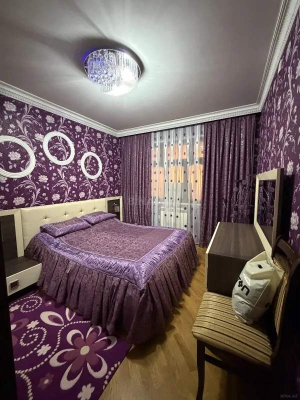 Satılır 4 otaqlı mənzil 115 m²