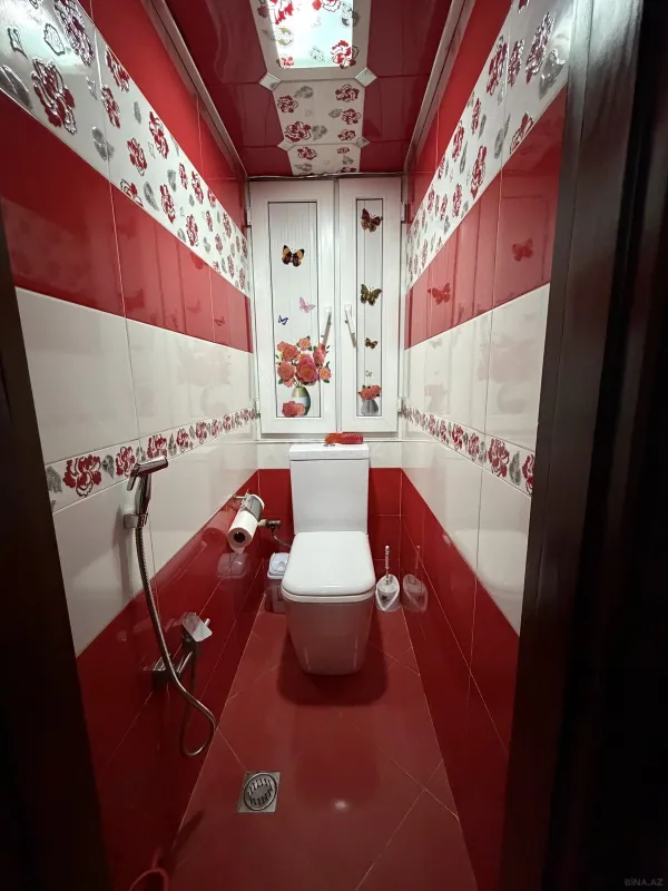 Satılır 4 otaqlı mənzil 115 m²