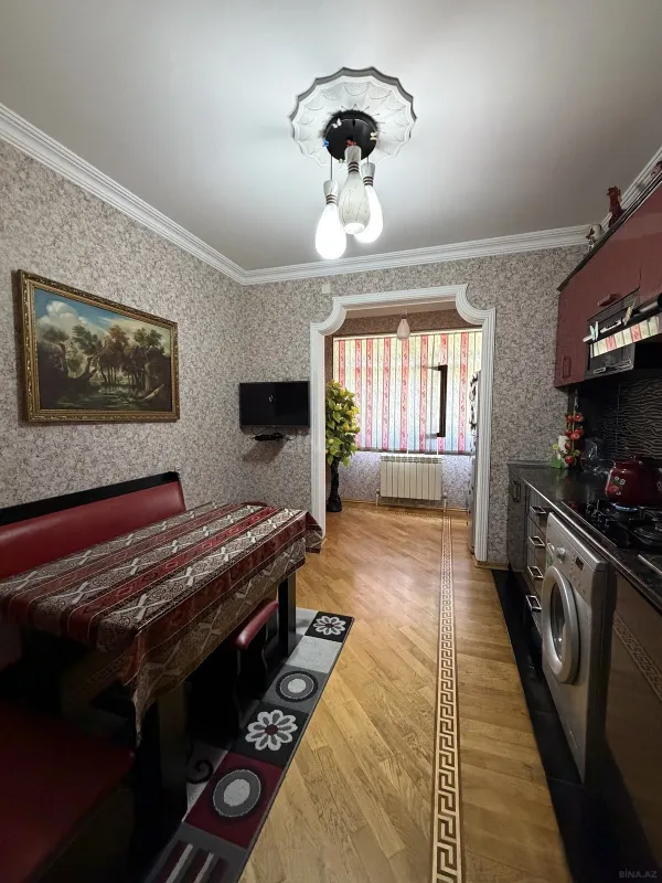 Satılır 4 otaqlı mənzil 115 m²