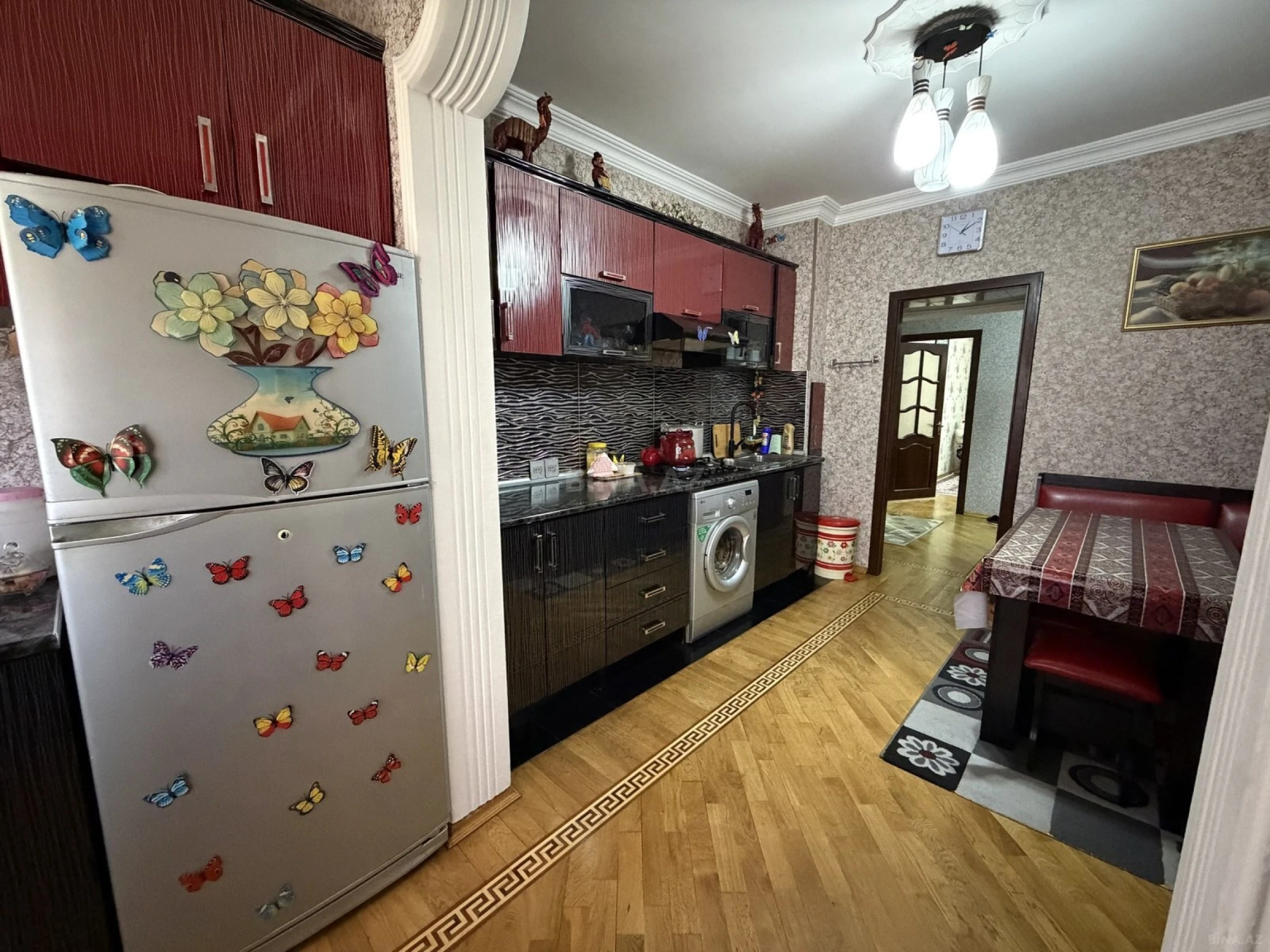 Satılır 4 otaqlı mənzil 115 m²