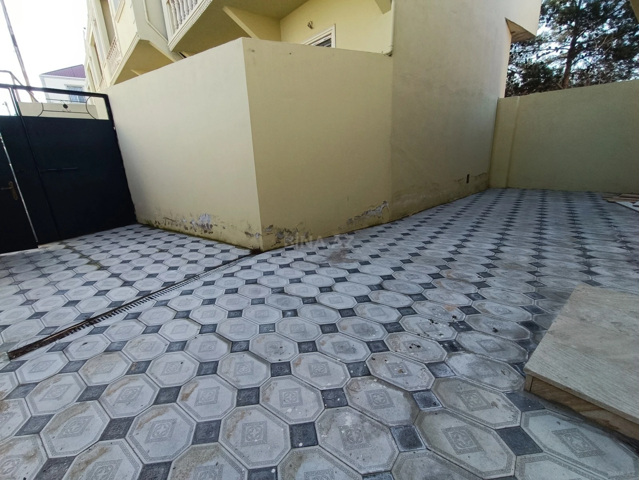 Satılır 4 otaqlı həyət evi 135 m²