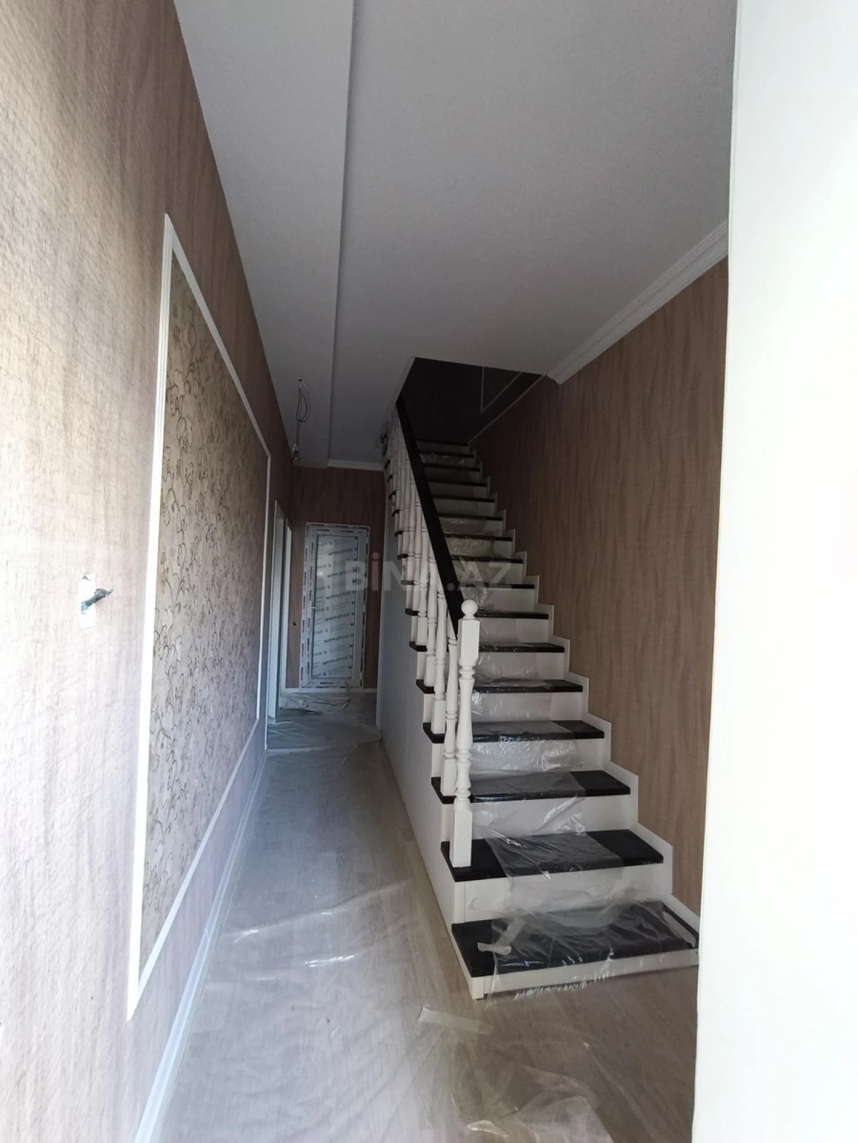 Satılır 4 otaqlı həyət evi 135 m²