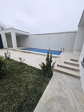 Satılır 4 otaqlı həyət evi 150 m²