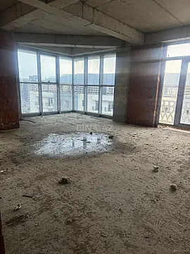 Satılır 3 otaqlı mənzil 113 m²
