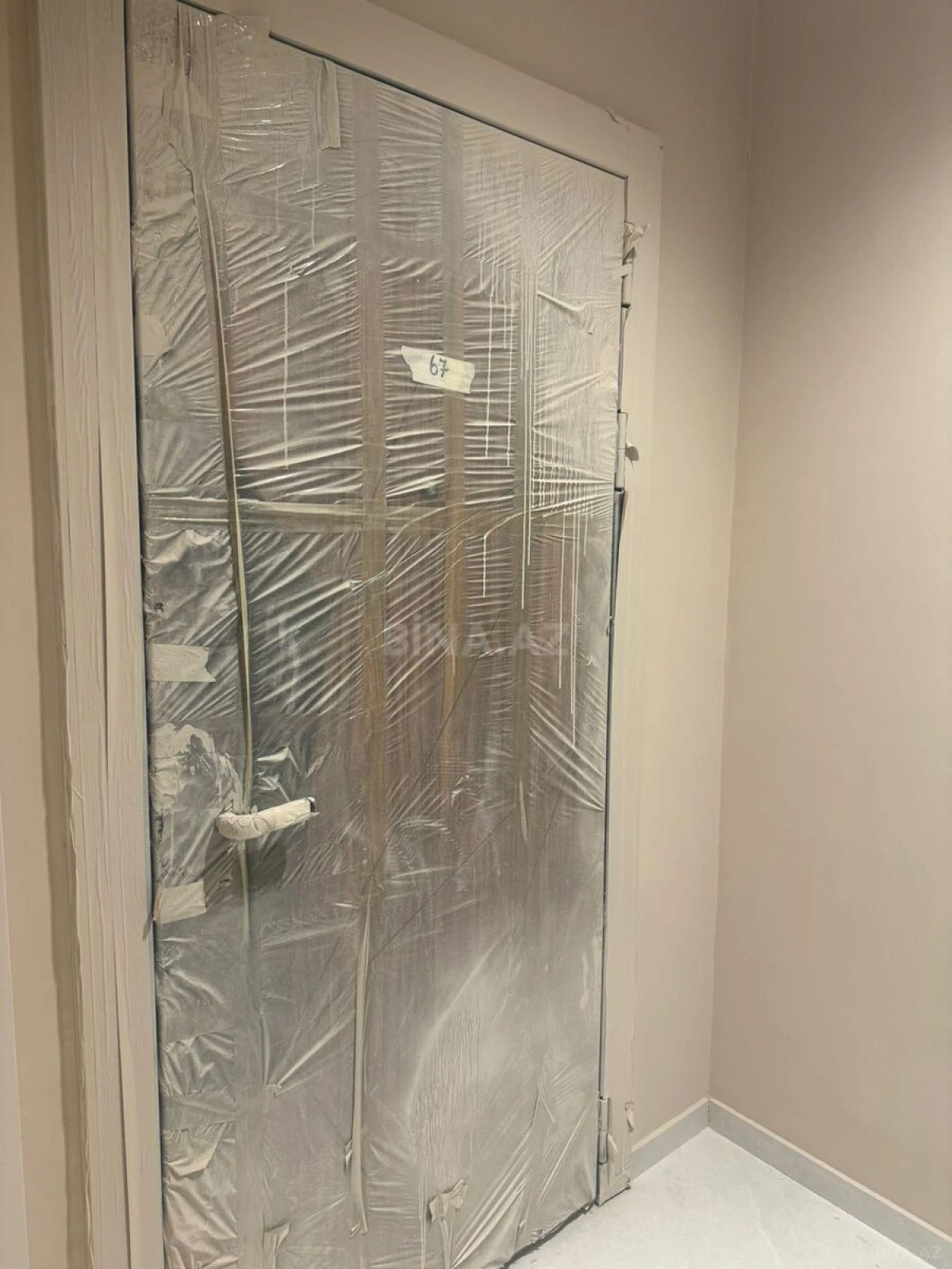 Satılır 3 otaqlı mənzil 113 m²