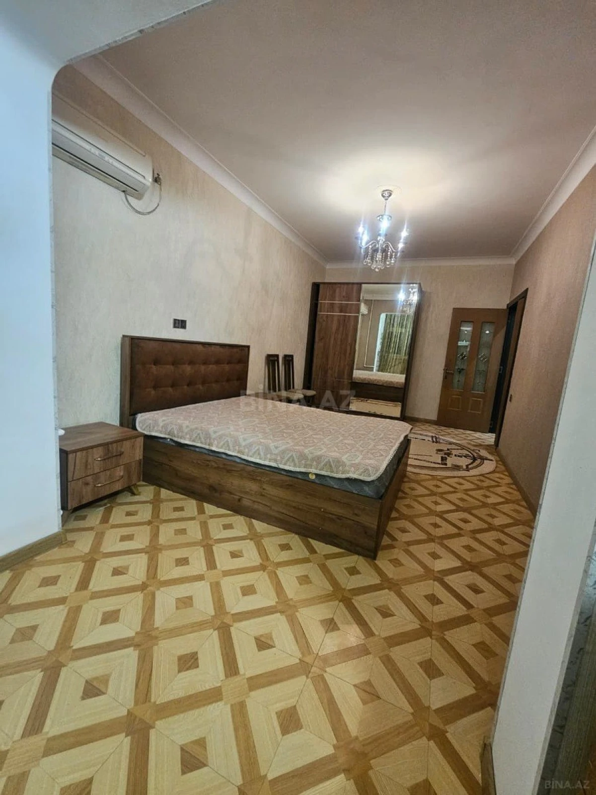Kirayə verilir 1 otaqlı mənzil 60 m²