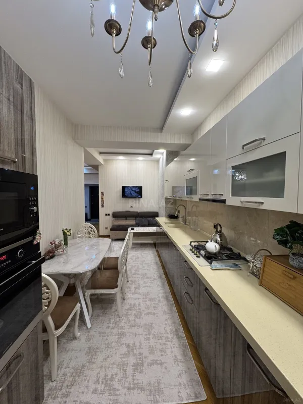 Satılır 3 otaqlı mənzil 104 m²
