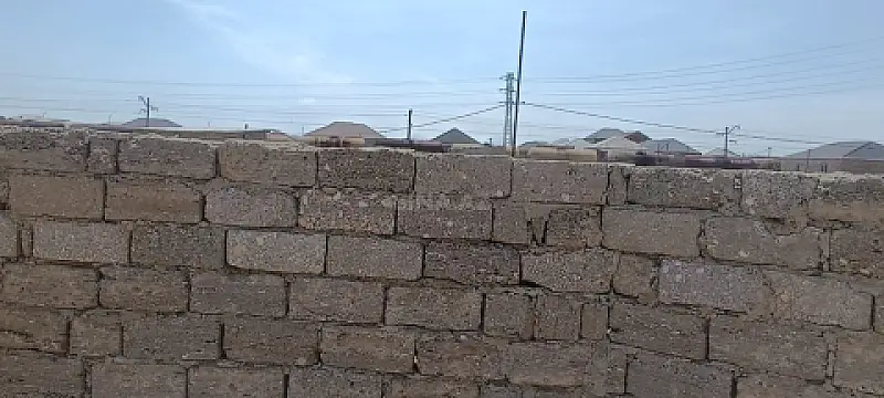 Satılır torpaq sahəsi 2 m²
