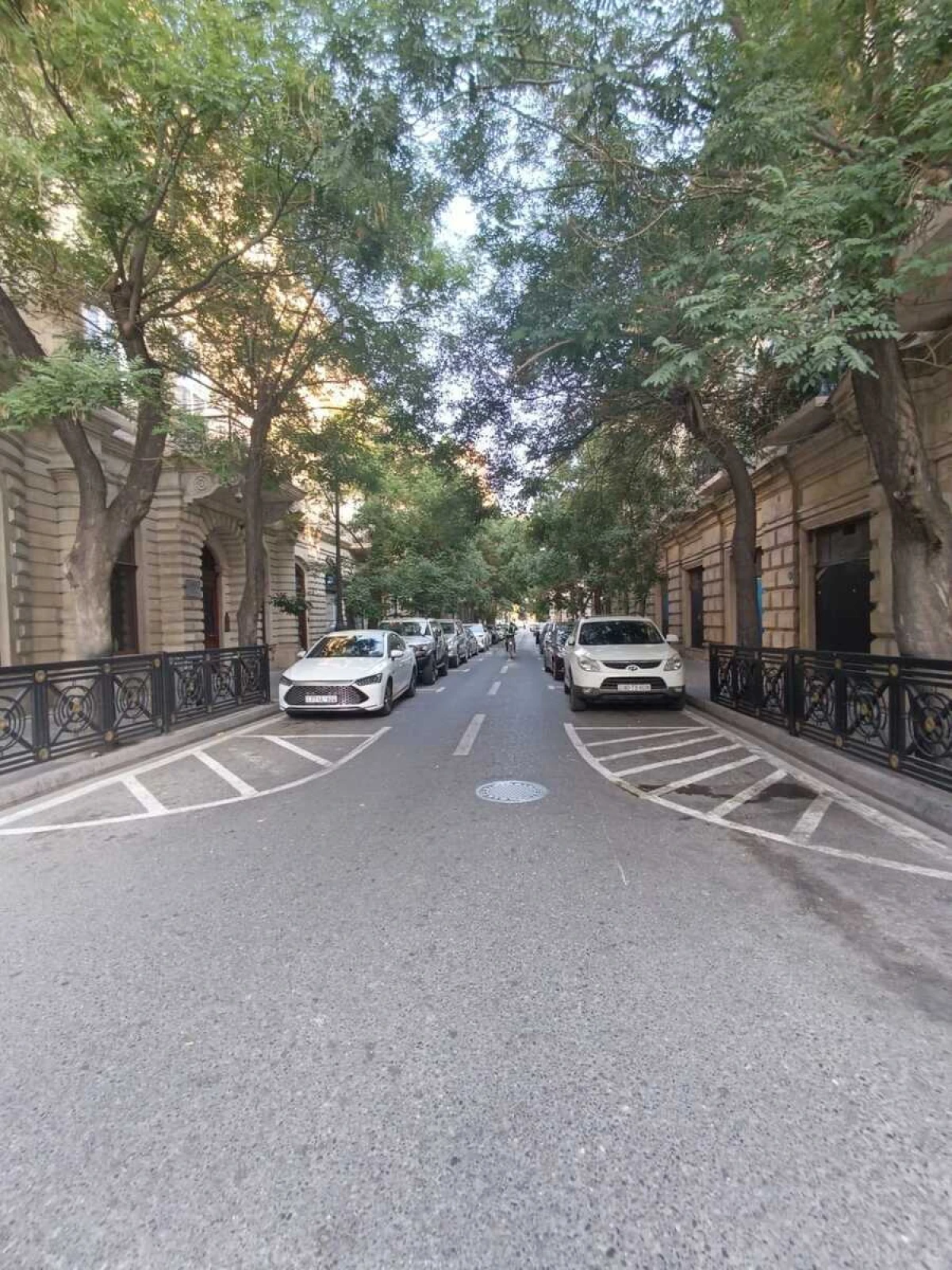 Satılır 2 otaqlı mənzil 100 m²