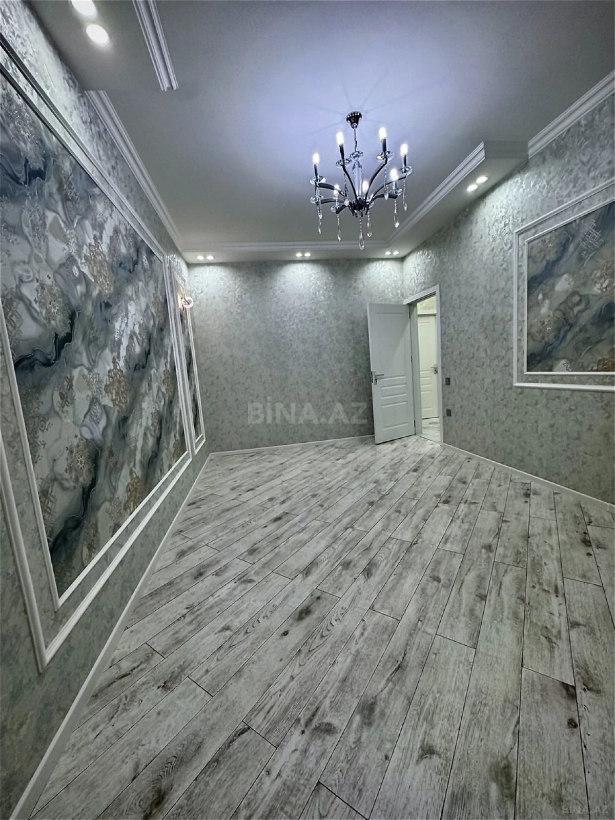 Satılır 2 otaqlı mənzil 60 m²