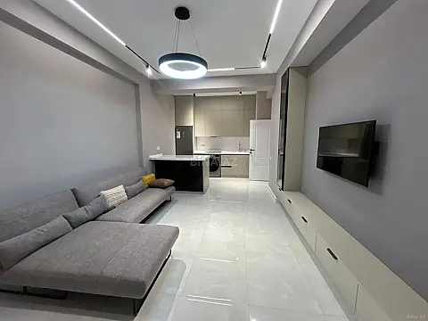 Kirayə verilir 2 otaqlı mənzil 63 m²