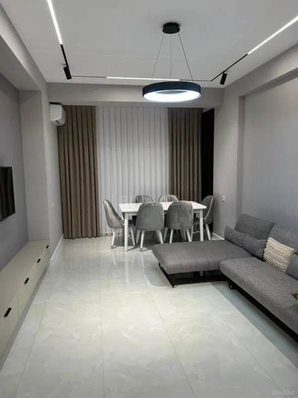 Kirayə verilir 2 otaqlı mənzil 63 m²