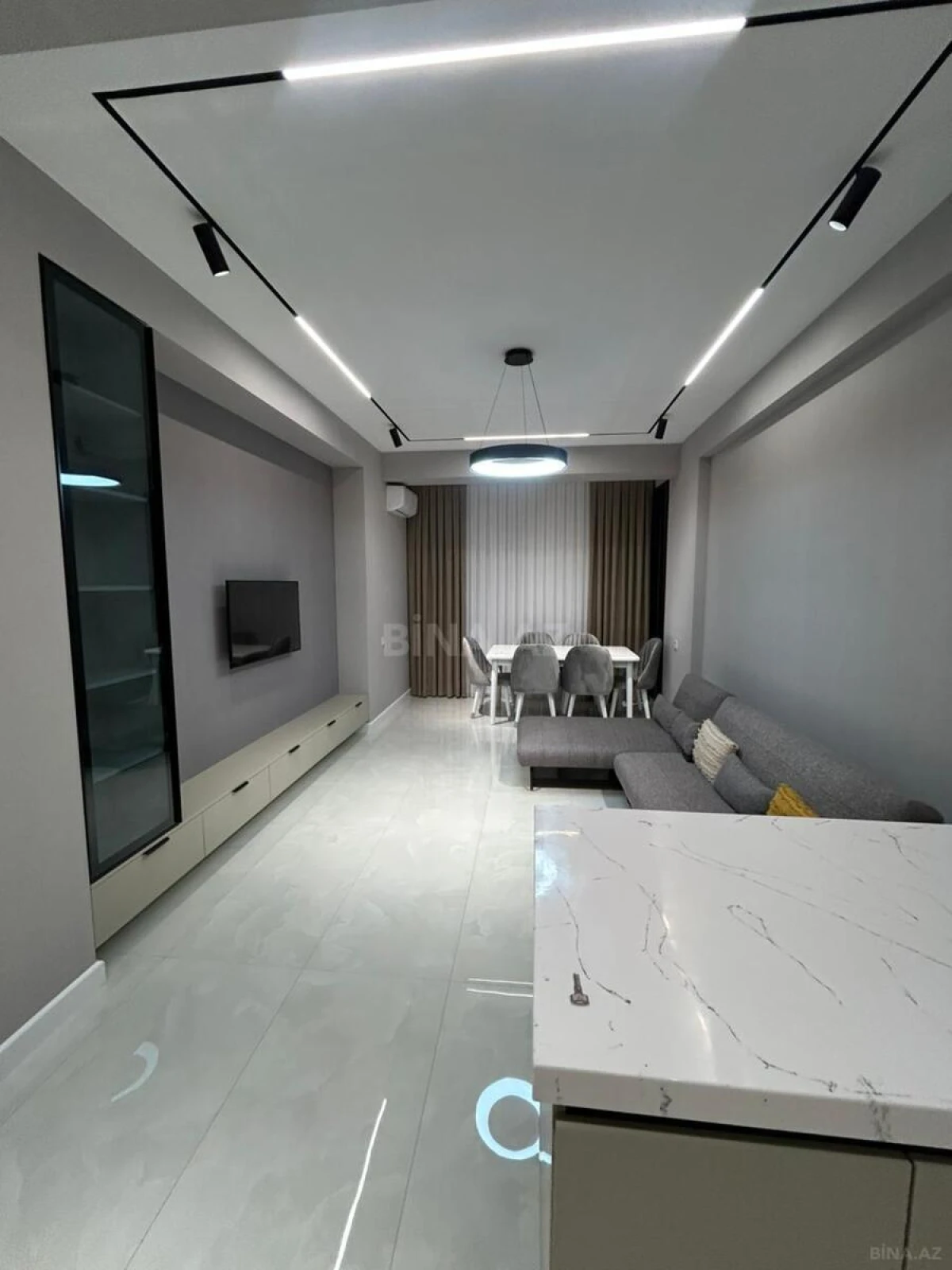 Kirayə verilir 2 otaqlı mənzil 63 m²