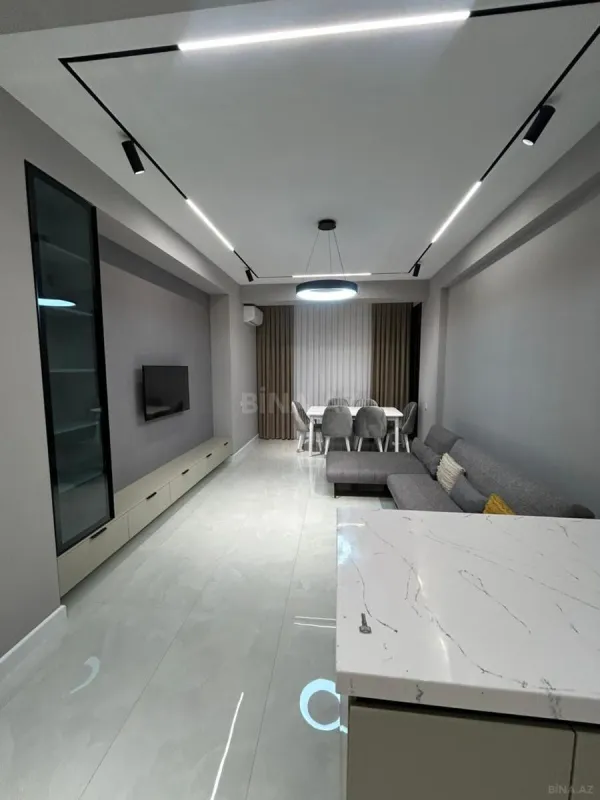 Kirayə verilir 2 otaqlı mənzil 63 m²