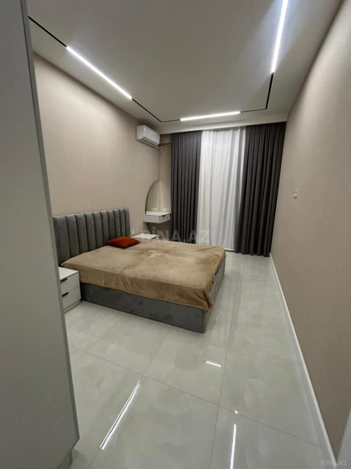 Kirayə verilir 2 otaqlı mənzil 63 m²