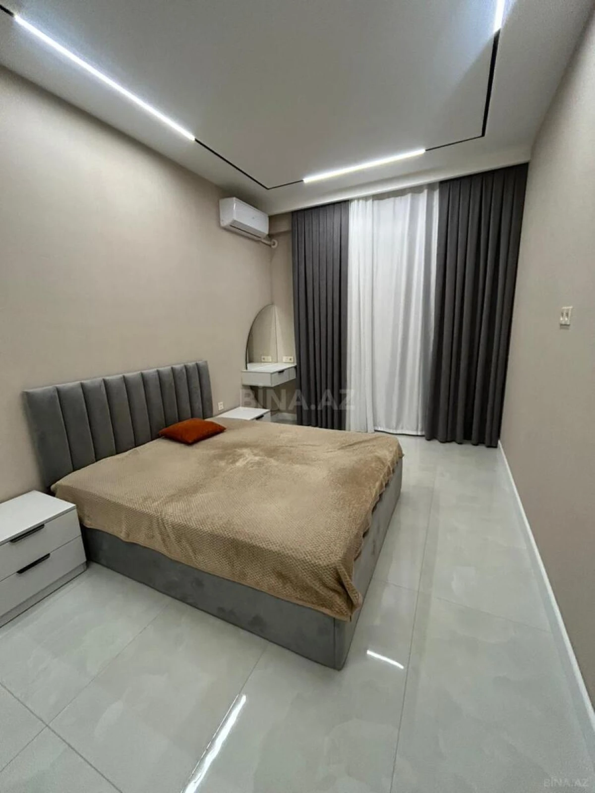 Kirayə verilir 2 otaqlı mənzil 63 m²