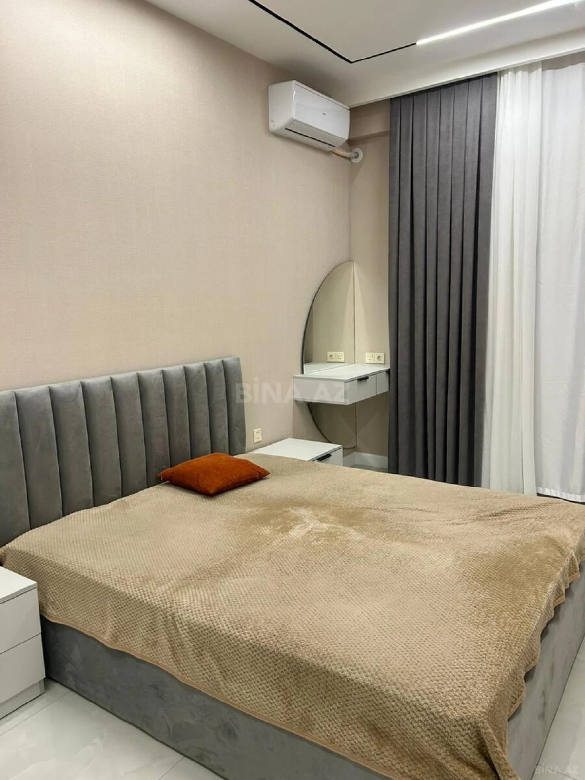 Kirayə verilir 2 otaqlı mənzil 63 m²