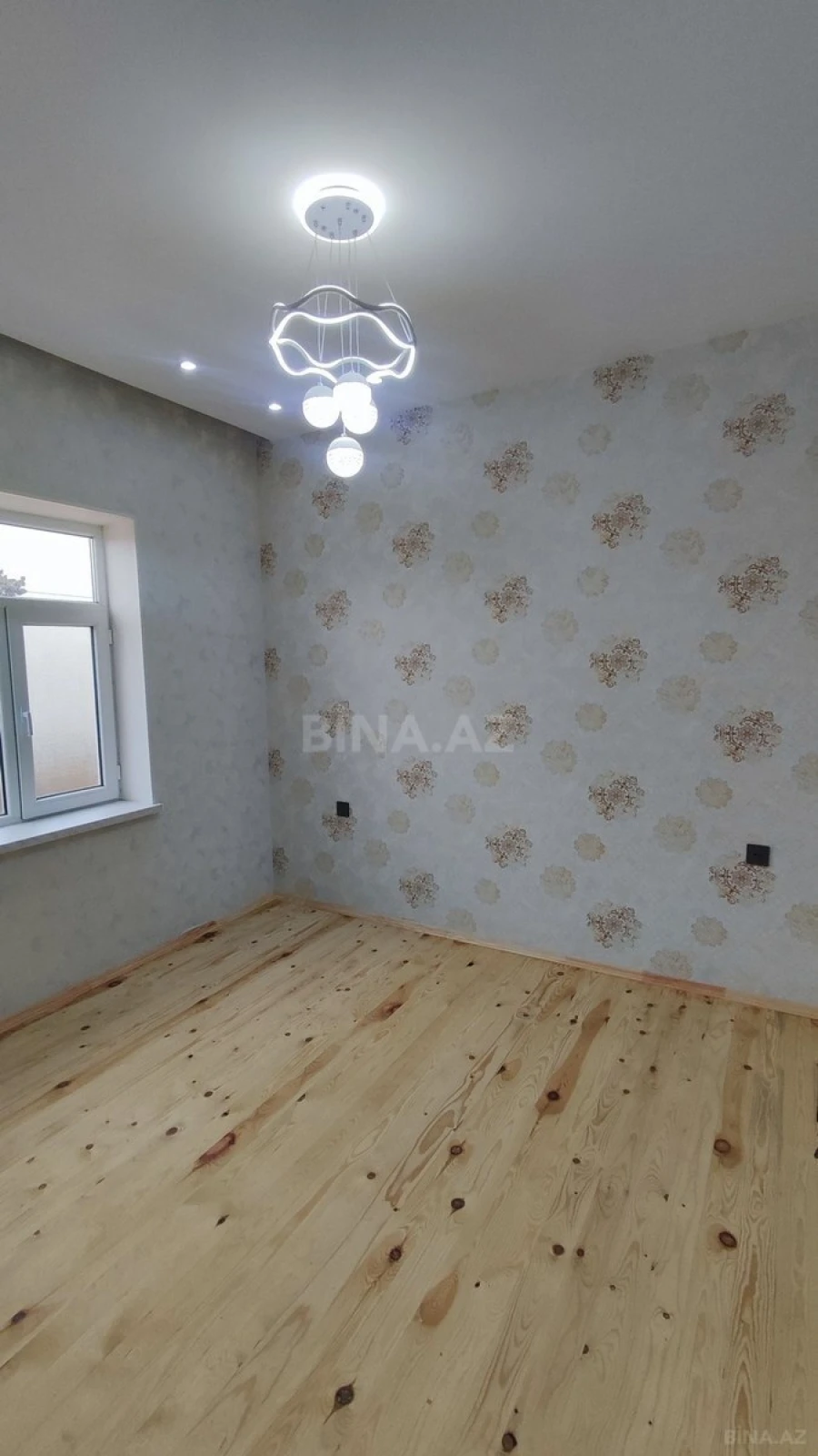 Satılır 4 otaqlı həyət evi 100 m²