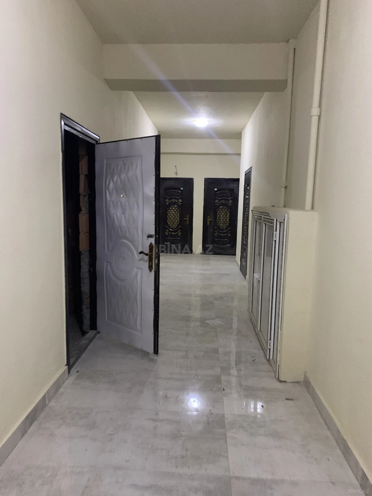 Satılır 2 otaqlı mənzil 48 m²