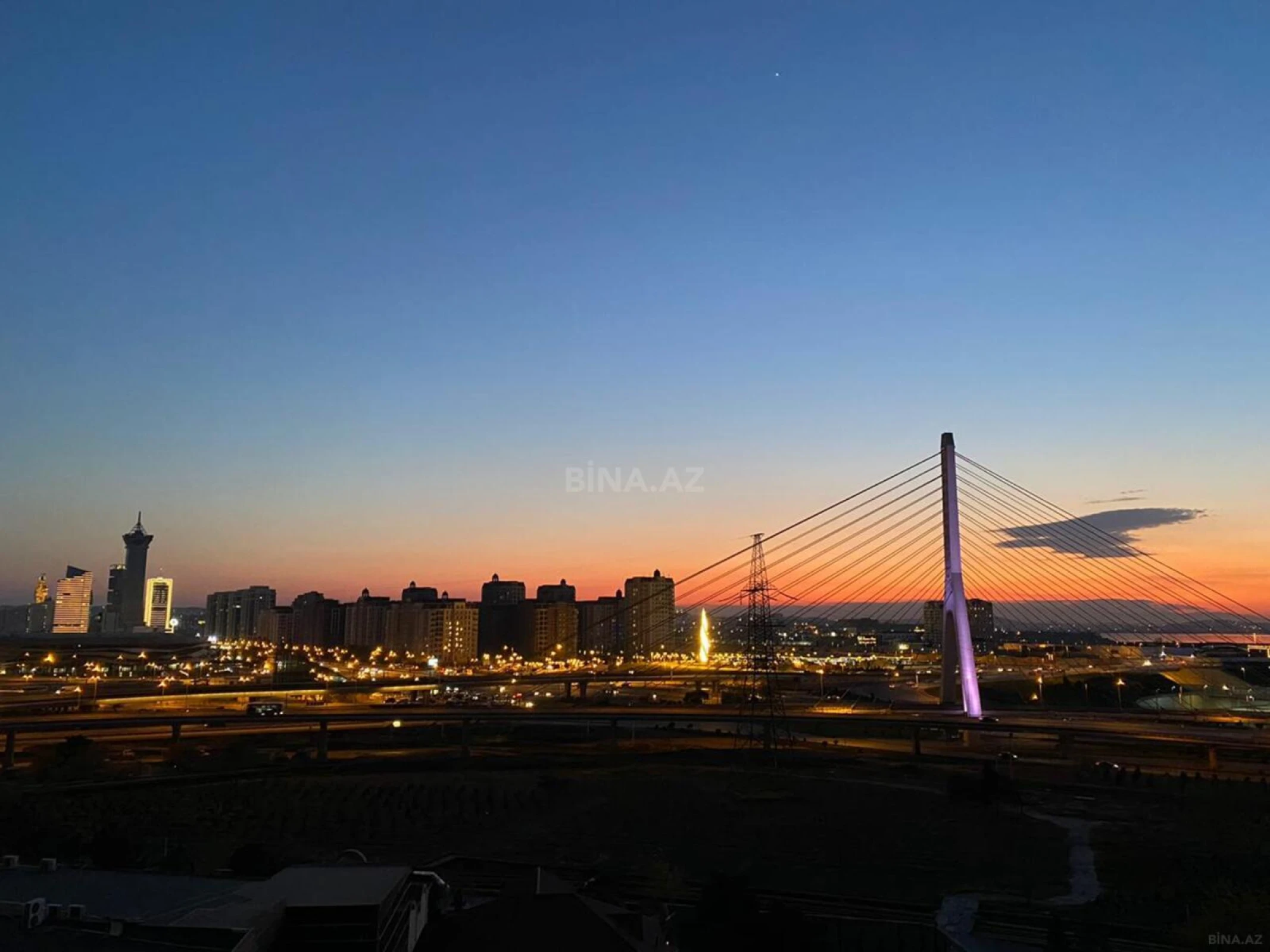 Satılır 2 otaqlı mənzil 75 m²