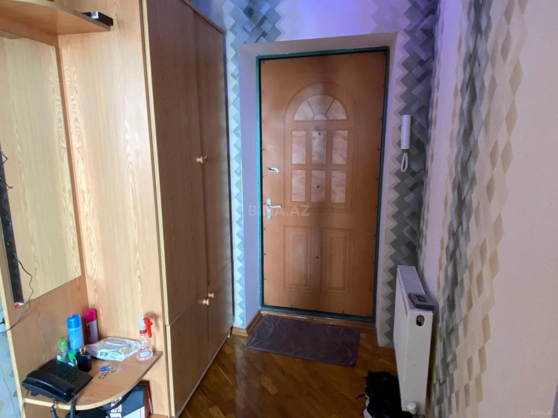 Satılır 2 otaqlı mənzil 75 m²